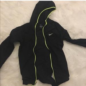 nike thin warm jacket
